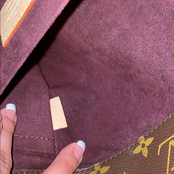 Louis Vouitton - Picture 12 of 12